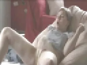 セクシーな女性は彼女が最も普通であること ...