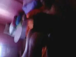 小さなCarolinaお菓子はBBCと遊 ...